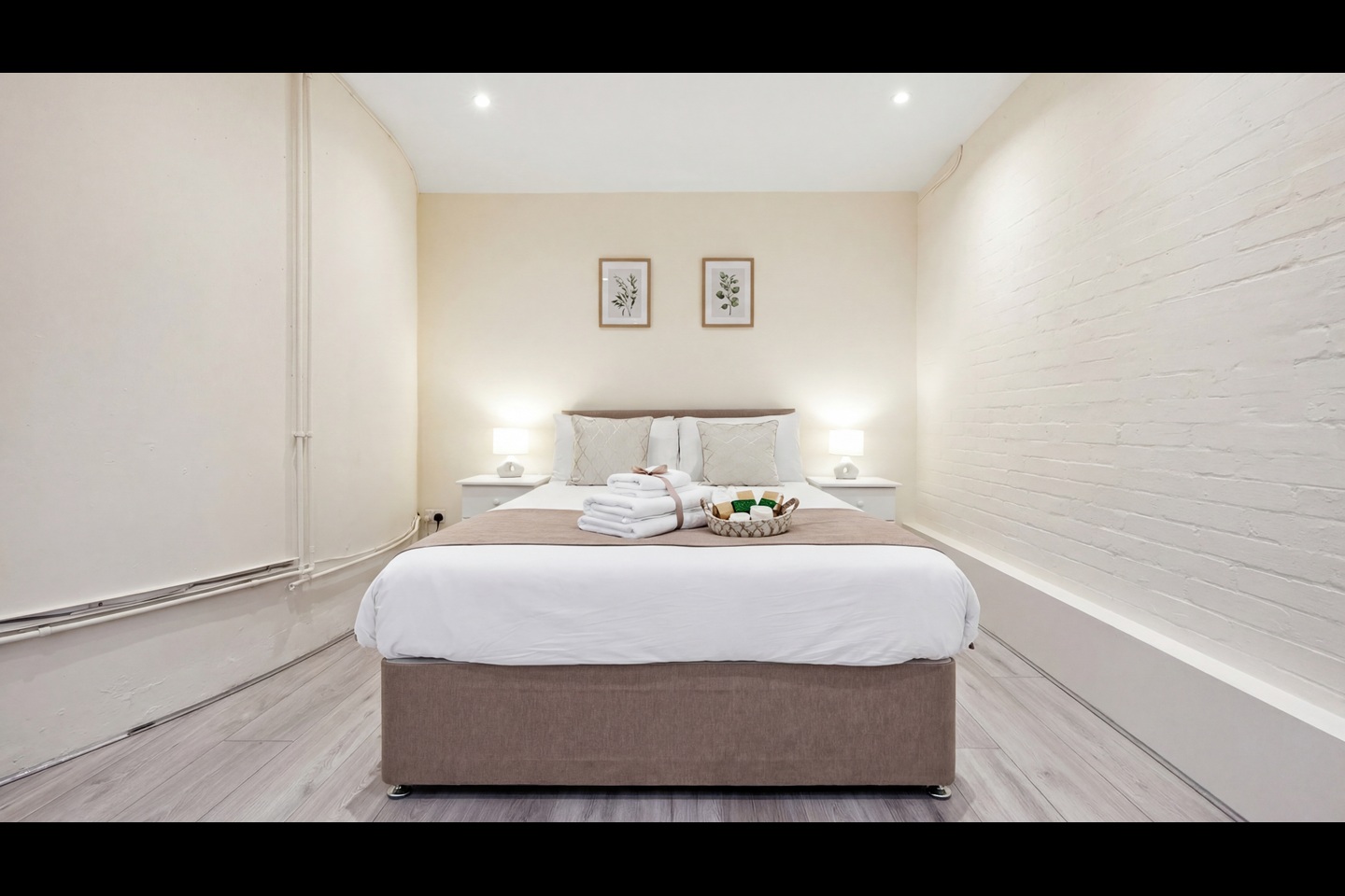 Additional image 2 of 4 Bed Semi-Detached House, William Mews, SW1X, N1 7GU