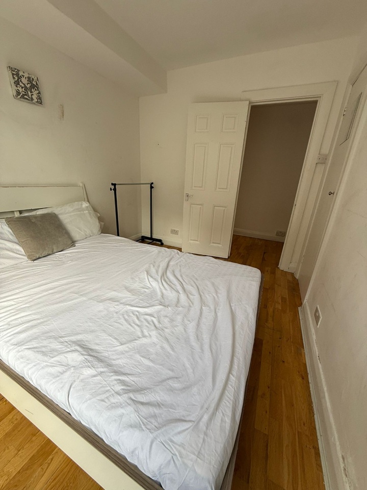 2 Bed Flat, Park West, W2, N1 7GU