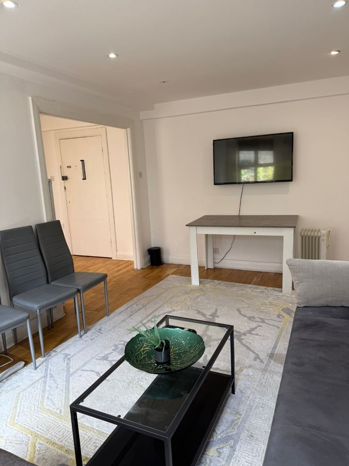 Additional image 9 of 2 Bed Flat, Park West, W2, N1 7GU