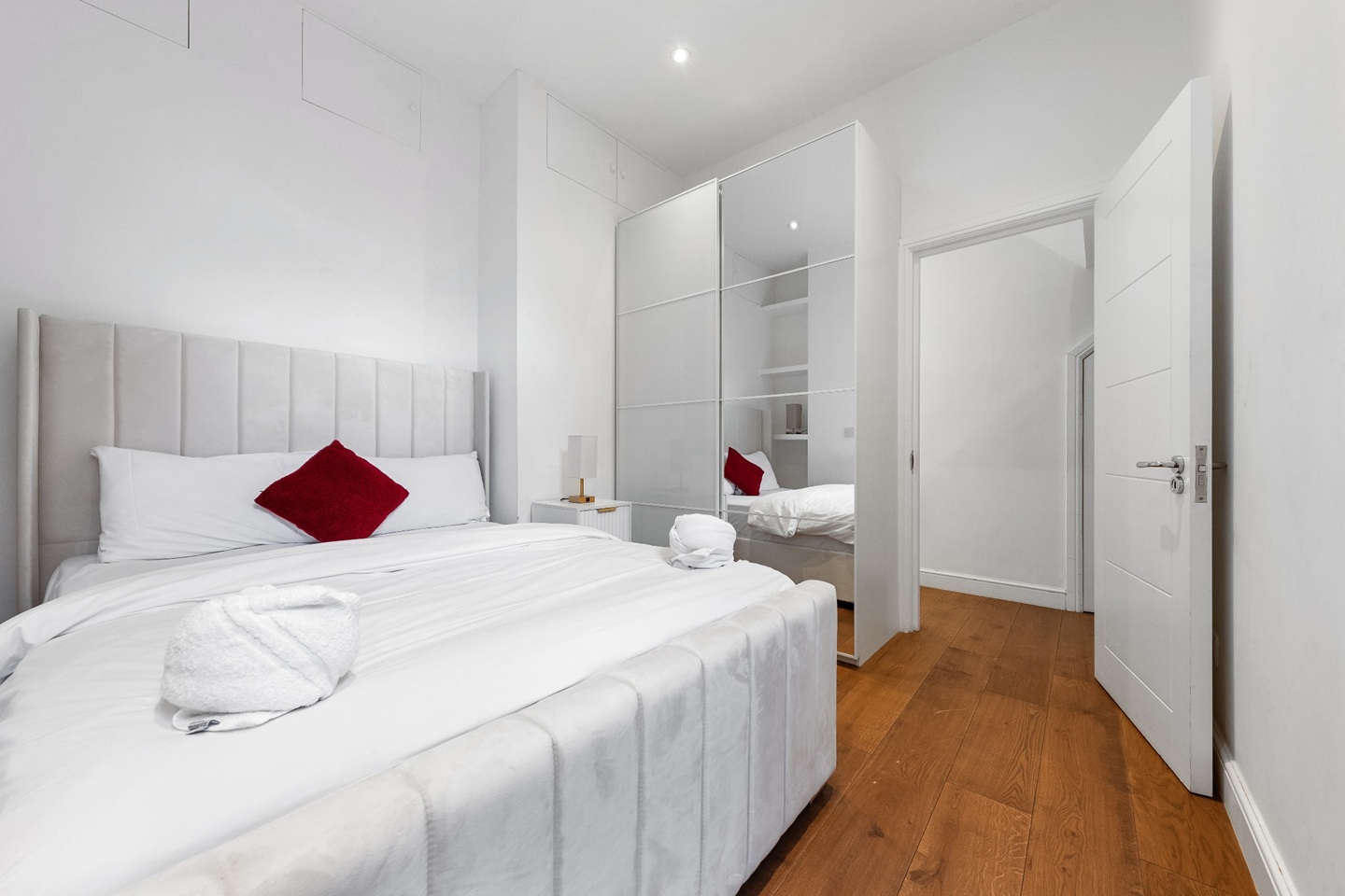 Additional image 14 of 2 Bed Flat, Brook Drive, SE11, N1 7GU