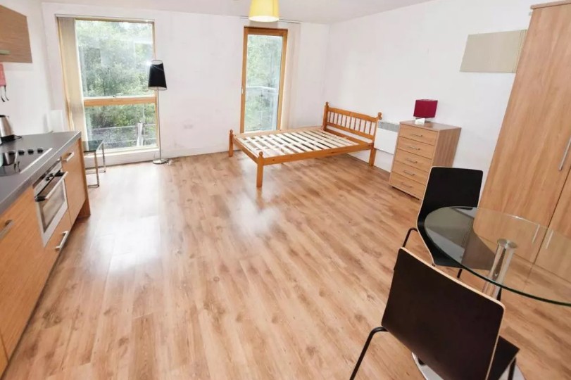Additional image 3 of Studio Flat, Vallea Court, M4, N1 7GU