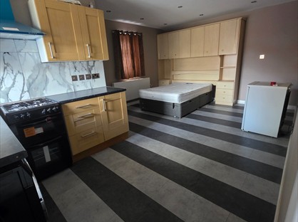 Studio Flat, Langley, SL3