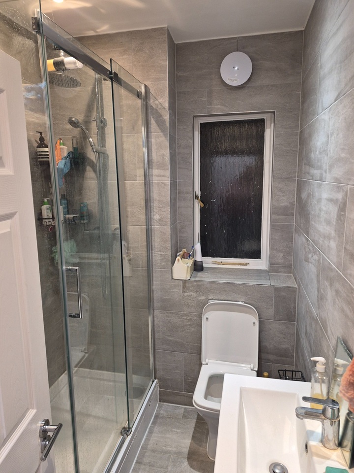 Additional image 2 of Room in a Shared Flat, Bath Terrace, SE1, N1 7GU