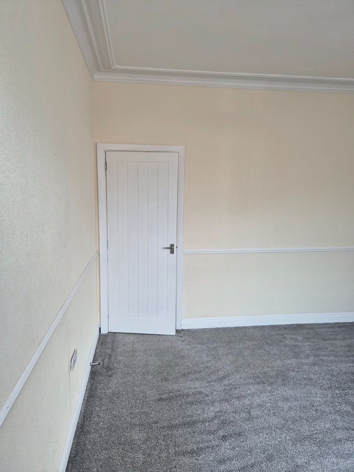 4 Bed Terraced House, Cross Green Avenue, LS9, N1 7GU