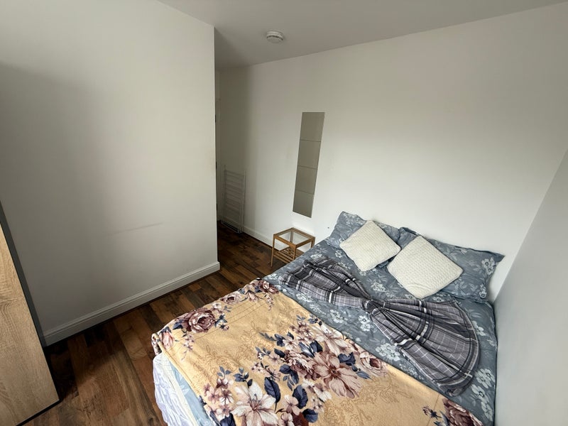 Additional image 4 of Room in a Shared House, London Uk, SE5, N1 7GU