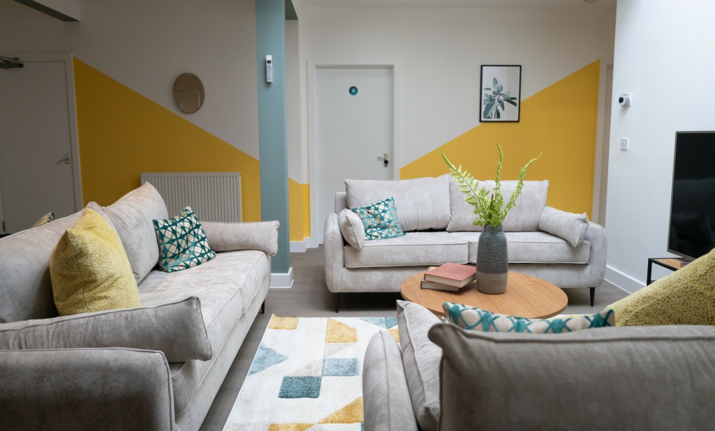 Additional image 2 of Room in a Shared Flat, Dickenson Road, M13, N1 7GU