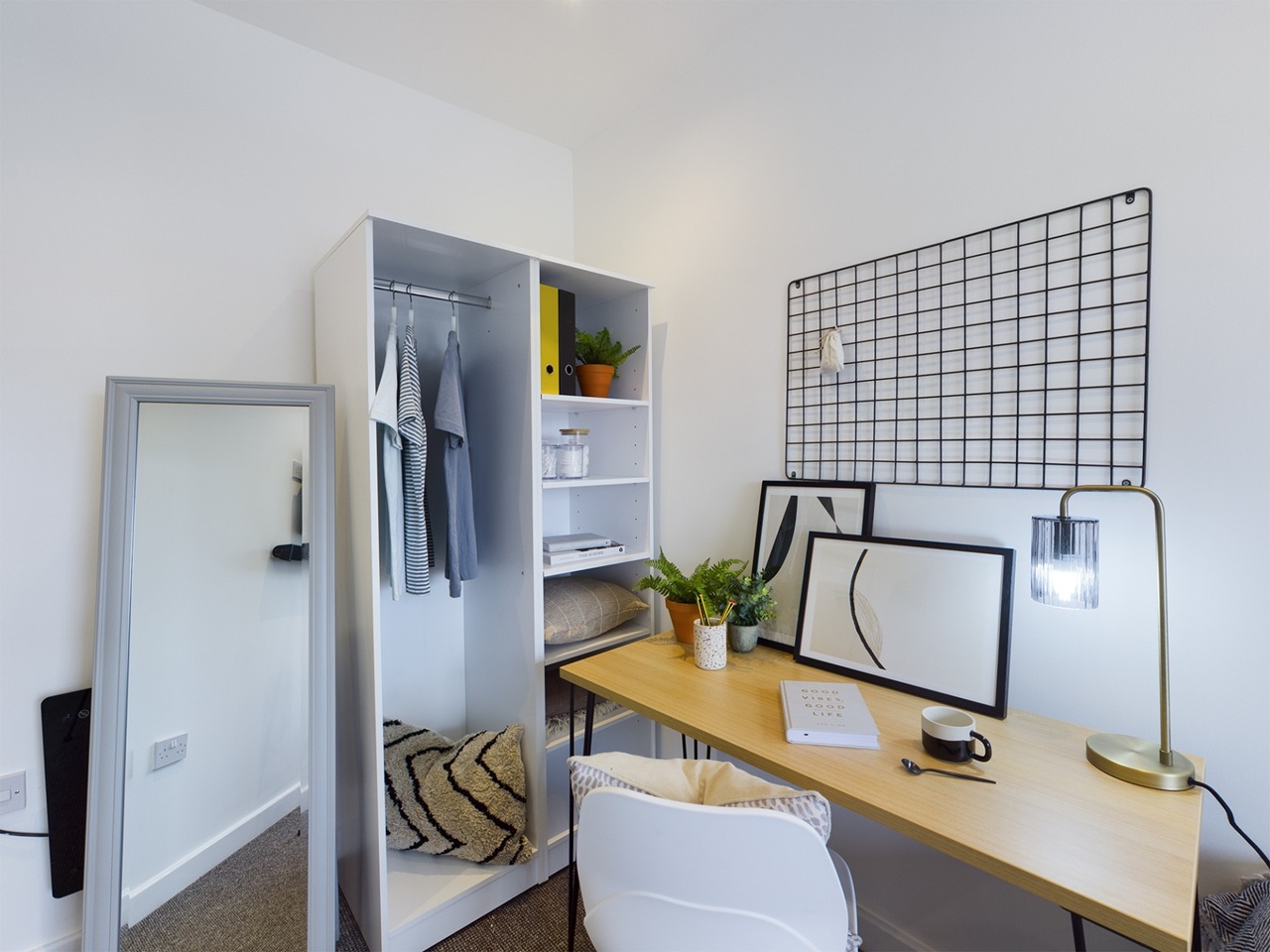 Additional image 3 of Room in a Shared Flat, Ossory St, M14, N1 7GU