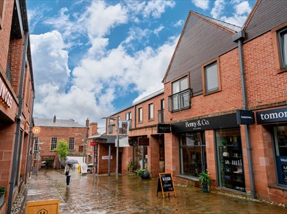 2 Bed Flat, Regent St, WA16