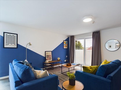 Room in a Shared Flat, Clint Road West, L7