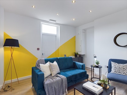 Room in a Shared House, Upper Parliament Street, L8