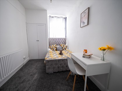 Room in a Shared House, St. Augustine Road, PO4