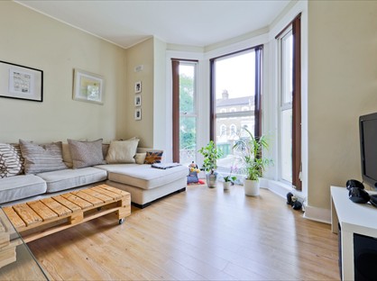 1 Bed Flat, Burrage Road, SE18