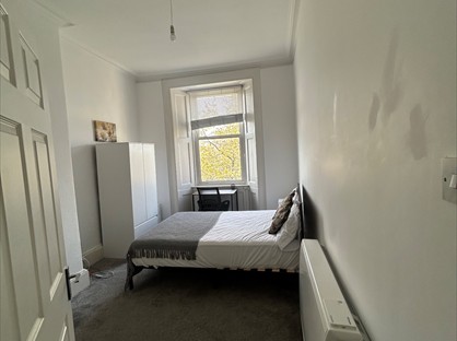 Room in a Shared Flat, Upper Grove Place, EH3