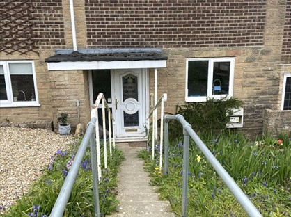 3 Bed Terraced House, Pine View, DT6