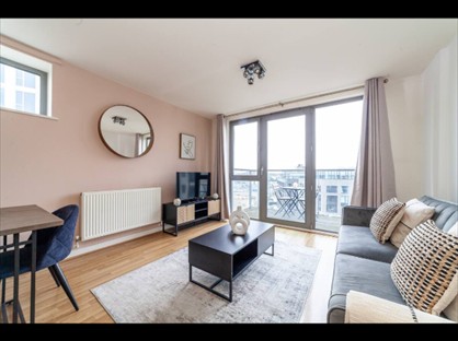 2 Bed Flat, High St, E15