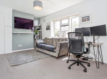 1 Bed Flat, Perse Way, CB4