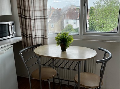 Studio Flat, Whippendell Road, WD18