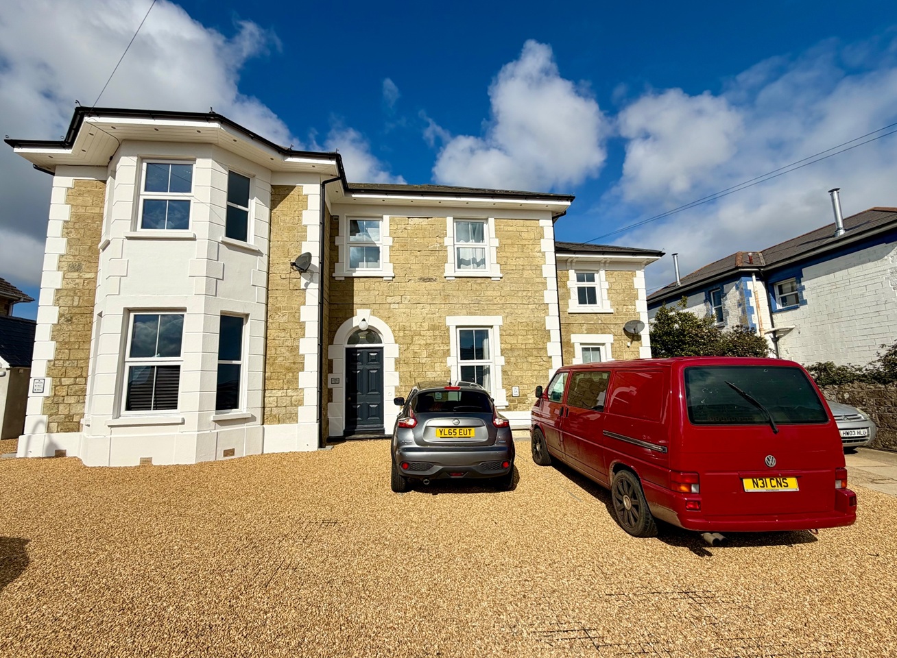 Sandown - 1 Bed Flat, Broadway, PO36 - To Rent Now for £725.00 p/m