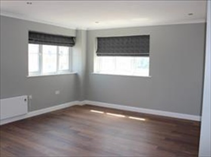 1 Bed Flat, Brisbane Court, SL1