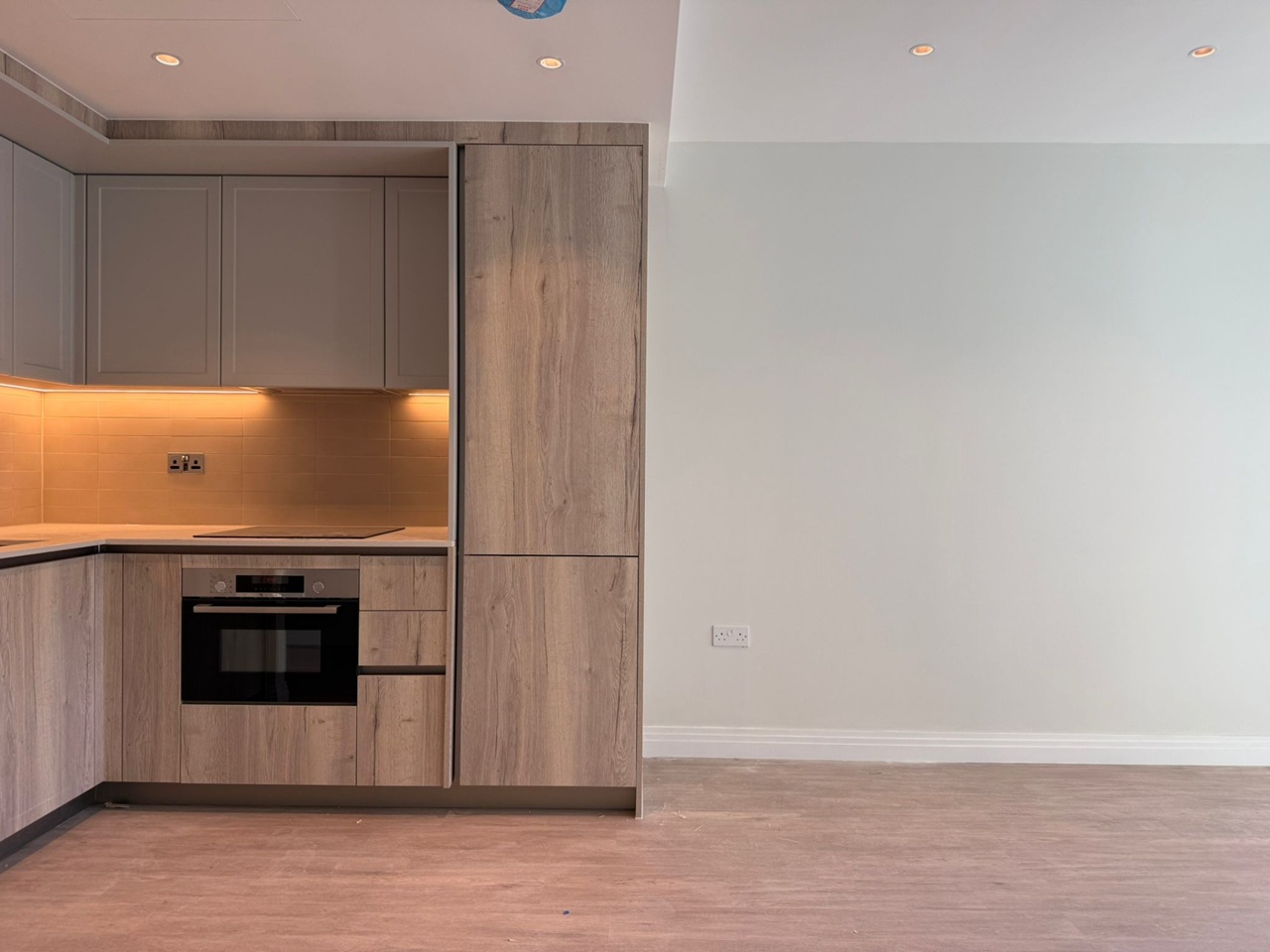 Additional image 4 of 1 Bed Flat, Gasholder Place, SE11, N1 7GU