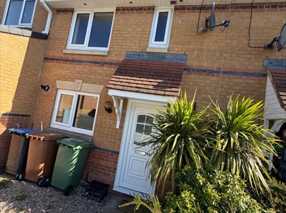 3 Bed Terraced House, Lancelot Close, DL5