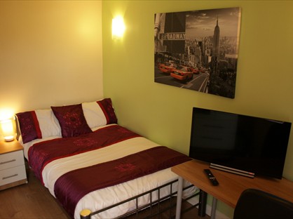 Room in a Shared House, The Headlands, CV5