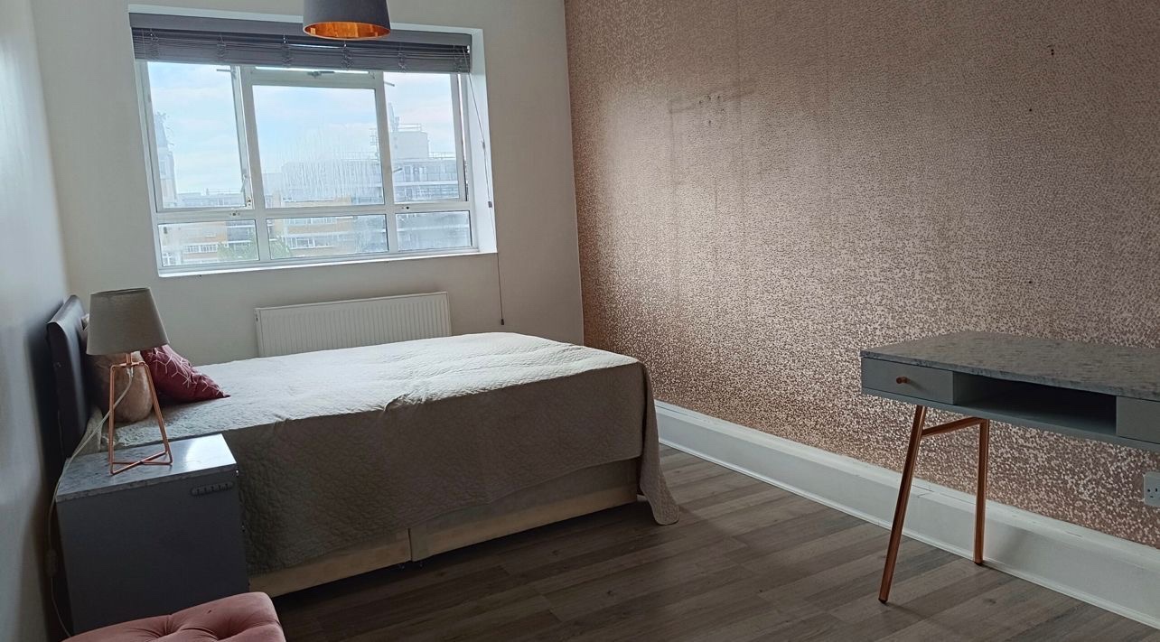 Additional image 3 of 3 Bed Flat, Chaucer House, SW1V, N1 7GU