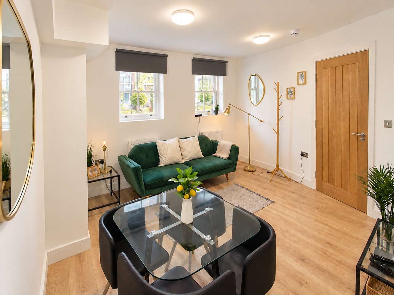 2 Bed Flat, Campdale Road, N7 photo 3