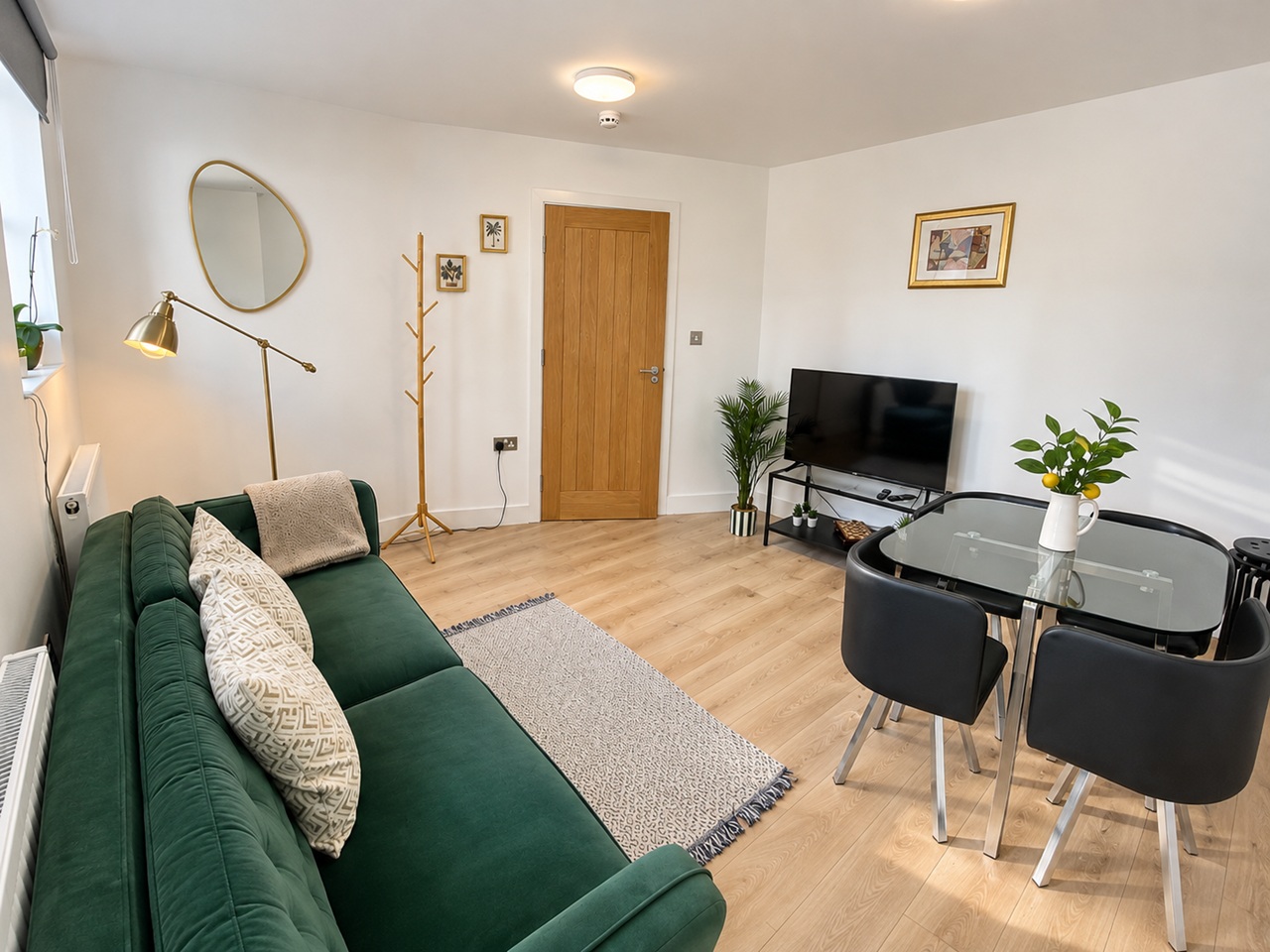 2 Bed Flat, Campdale Road, N7 photo 2