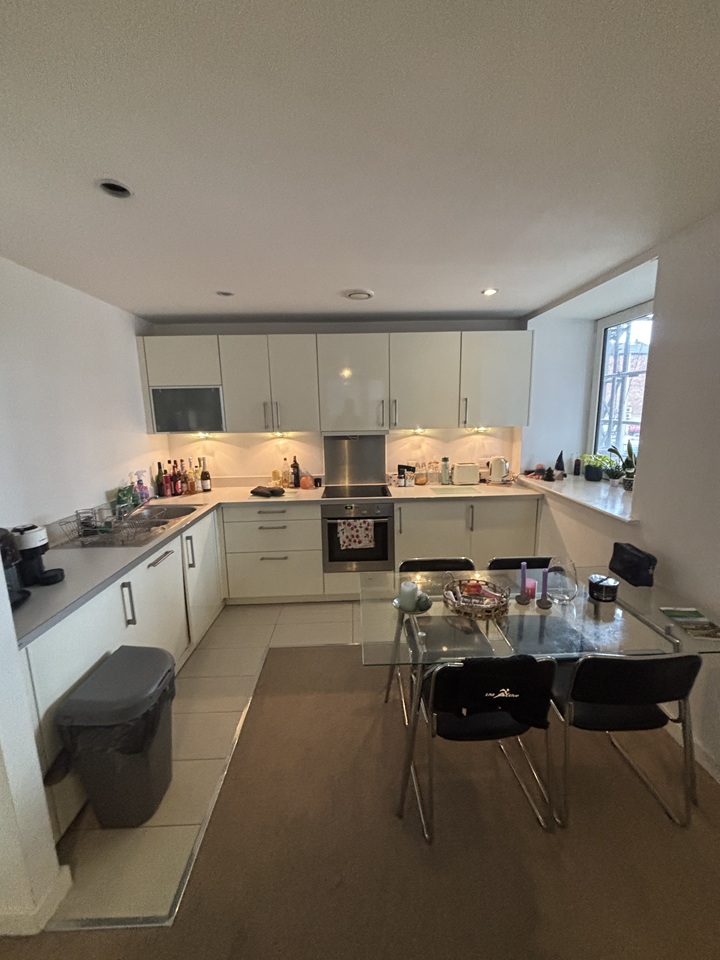 2 Bed Flat, Blackfriars Road, M3