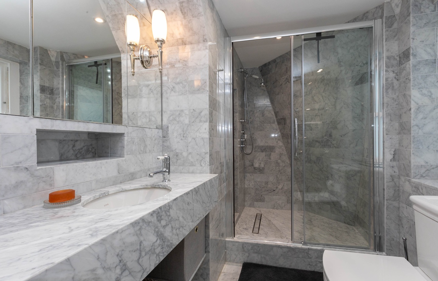 Additional image 30 of 2 Bed Flat, Hanway Place, W1T, N1 7GU