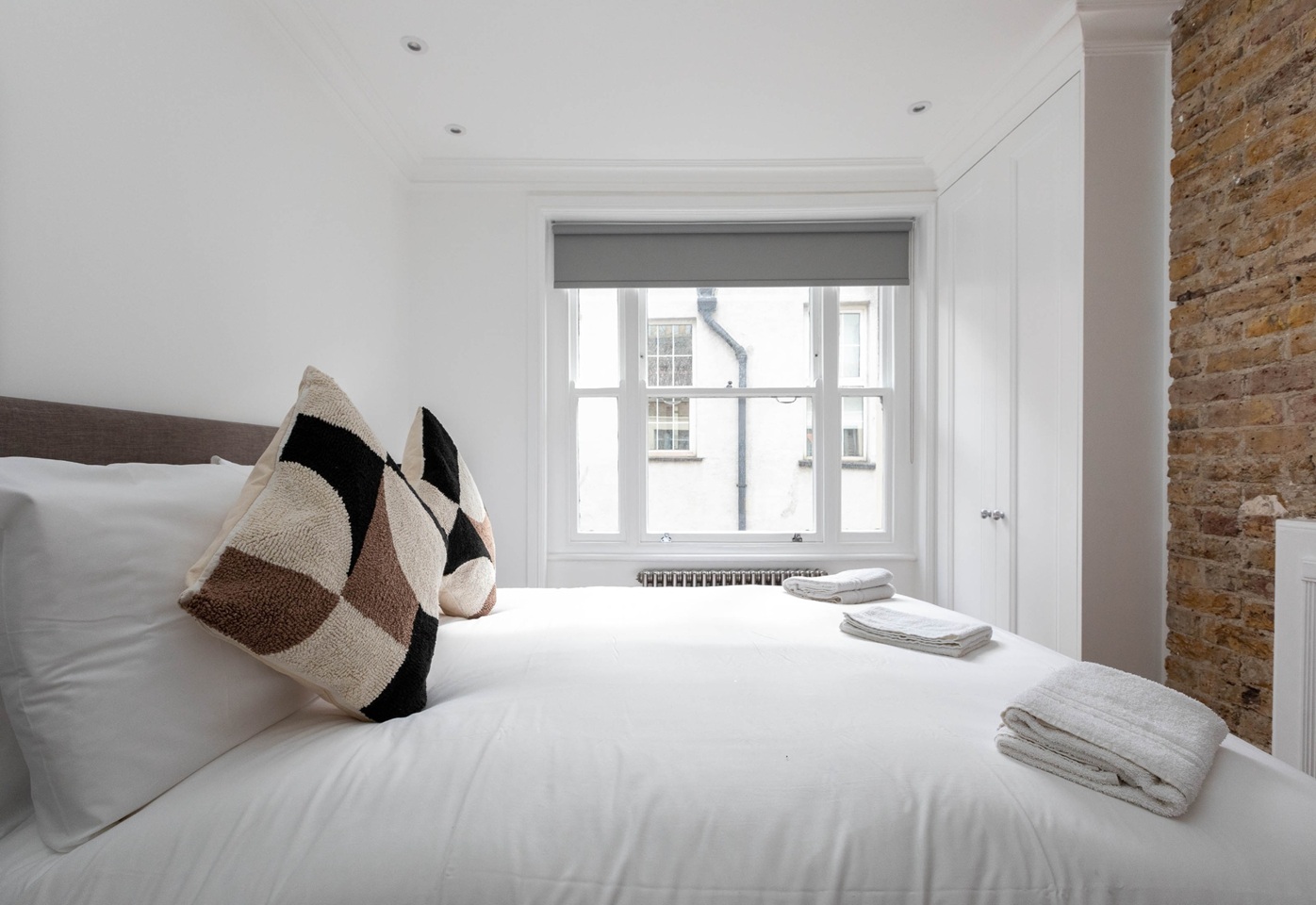 Additional image 46 of 2 Bed Flat, Hanway Place, W1T, N1 7GU