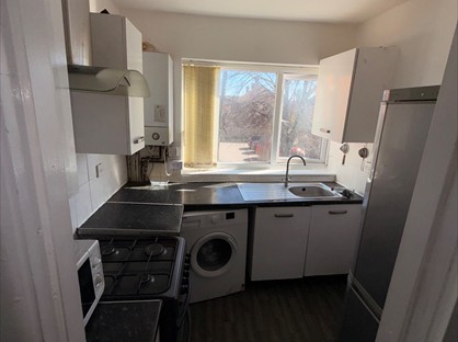 3 Bed Flat, Langworthy Road, M6