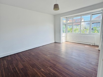 4 Bed Semi-Detached House, Abbotts Drive, HA0