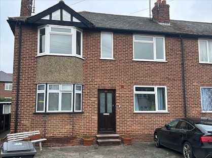 3 Bed Maisonette, Prykes Drive, CM1