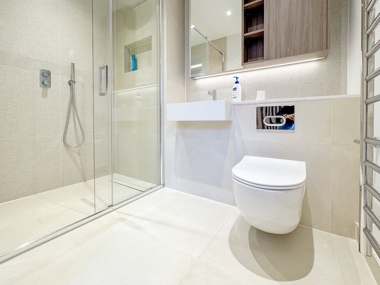 Additional image 5 of 2 Bed Flat, Opus House, WC1X, N1 7GU