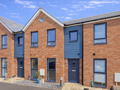 2 Bed Terraced House, Orca Mews, LU7