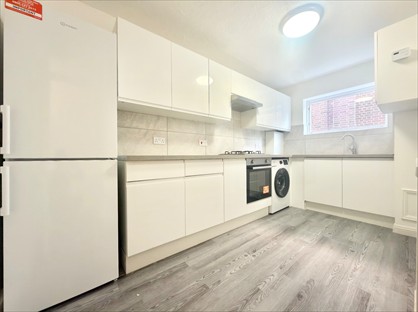 1 Bed Flat, Griffin Lodge, N12