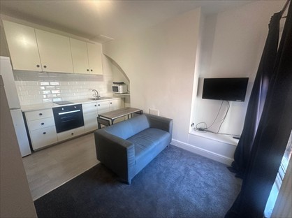 1 Bed Flat, Nantwich Road, CW2