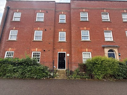 2 Bed Flat, Great Denham, MK40