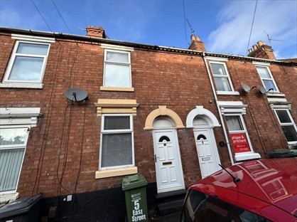 2 Bed Terraced House, East Street, DY10