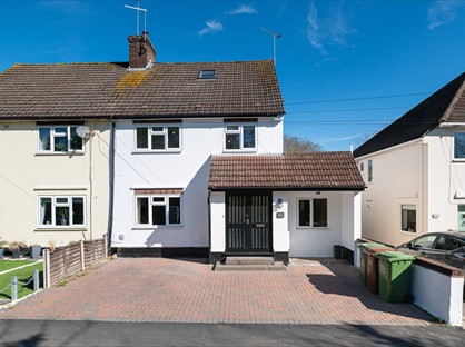 5 Bed Semi-Detached House, Rayleigh Road, CM13