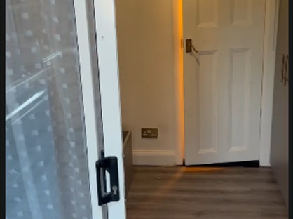 Studio Flat, Hinton Avenue, TW5