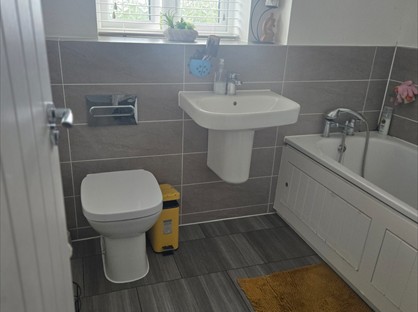 Room in a Shared House, Whitworth Close, ME3