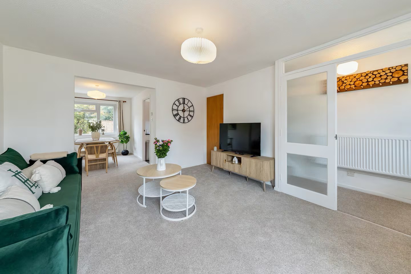 3 Bed Semi-Detached House, Great Close Road, OX5