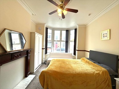 Room in a Shared House, Lysways Street, WS1