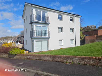 3 Bed Flat, The Green, EH48