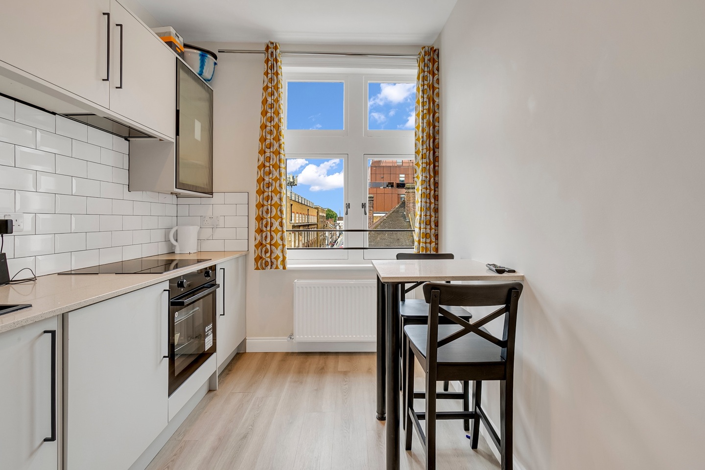 Studio Flat, Edgware Road, W2