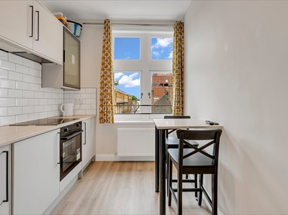 Studio Flat, Edgware Road, W2