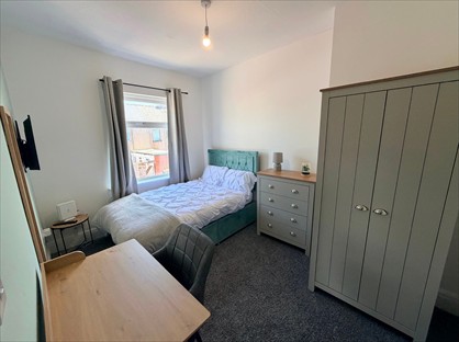 Room in a Shared House, Gloucester St, LA13